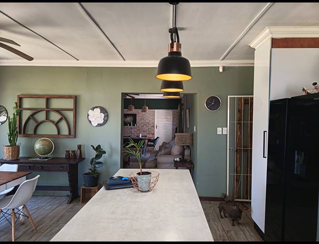 4 BEDROOM HOUSE FOR SALE IN THREE RIVERS